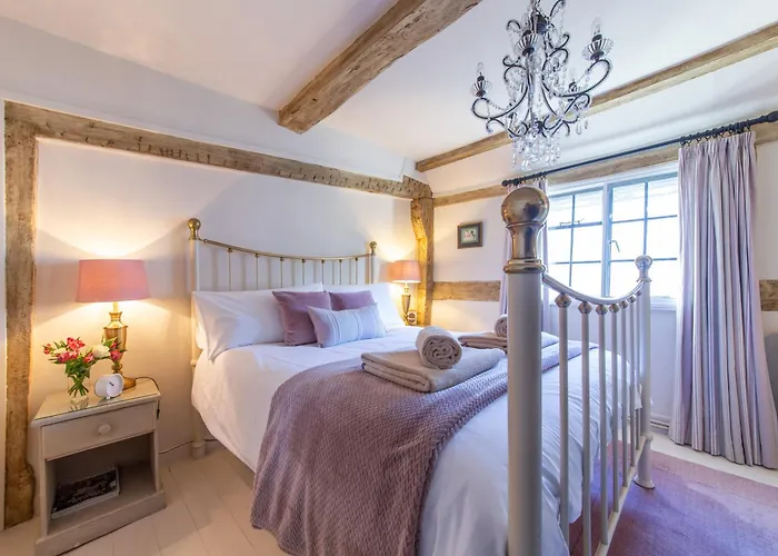 Charlie\'S Cottage